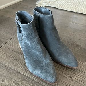 Bleecker & bond grey bootie